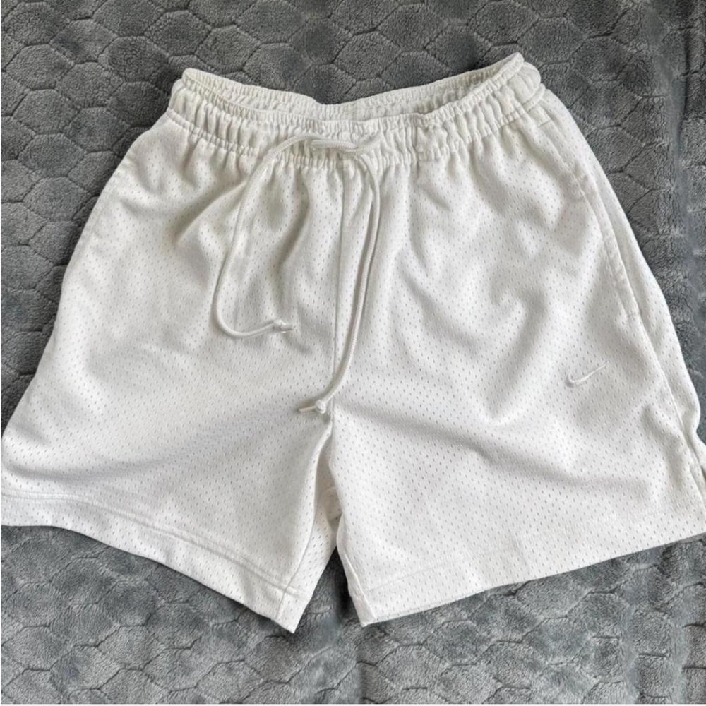 Nike White Men's Athletic Shorts
